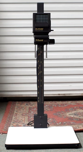 Оригинальный Итальянский Дерст Дерст Дерст М370 Большая средняя рама 6x6 Черно -белая концентрированная увеличительная машина темная комната