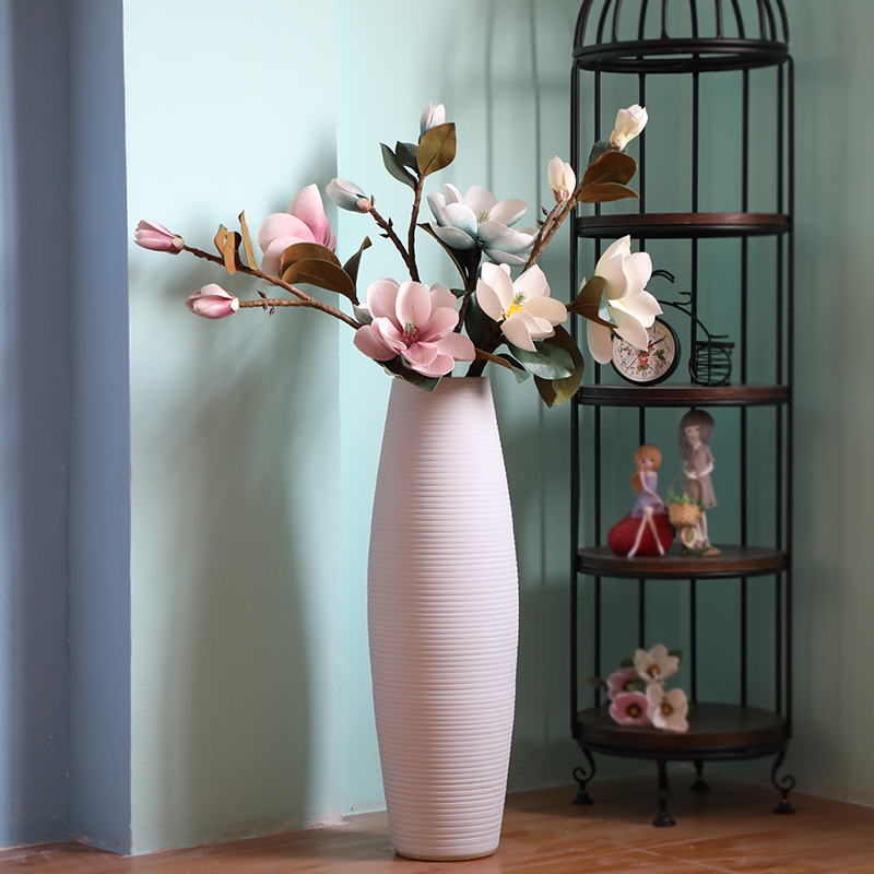 Фото напольных ваз с цветами в интерьере