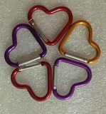 Геометрический альпинистский брелок в форме сердца, безопасный рюкзак, сумка