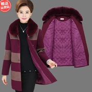 Áo khoác len mùa thu và mùa đông cho phụ nữ trung niên dày lên với cổ áo lông cừu áo dài cỡ lớn