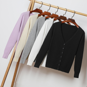 2018 gió lười biếng bên ngoài hố đan cardigan phụ nữ mùa xuân và mùa thu ngắn áo len mỏng khăn choàng đầu mùa áo