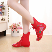 Old Bắc Kinh giày vải gió quốc gia thêu ren giày đơn tăng giày của phụ nữ thời trang mùa xuân thường giúp cao khởi động