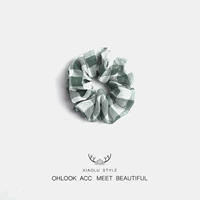 Зеленый, марлевый