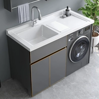 1,5 -меховой левый бассейн/открытая дверь