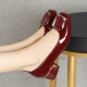 2023 mùa xuân tình yêu Yierkang da bò thật nông miệng vuông toe dày gót mềm da mềm đế bằng sáng chế của phụ nữ giày da