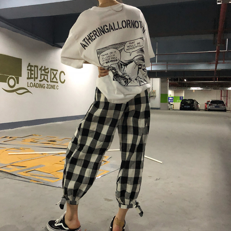 Đặt nữ mùa hè 2018 mới Hàn Quốc in lỏng letter in t-shirt + cao eo lưới chùm chân harem quần triều s