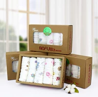 5 подарочных коробок с арахисовым цветом