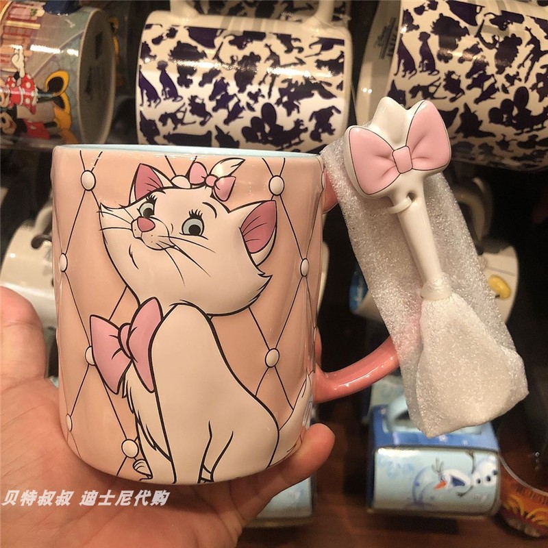 Mary Cat With Spoon & 460MlShanghai Disney Purchasing agent Mickey Minnie Aisha Vigny Donald Duck Steve lovers ceramics Mug Water cup