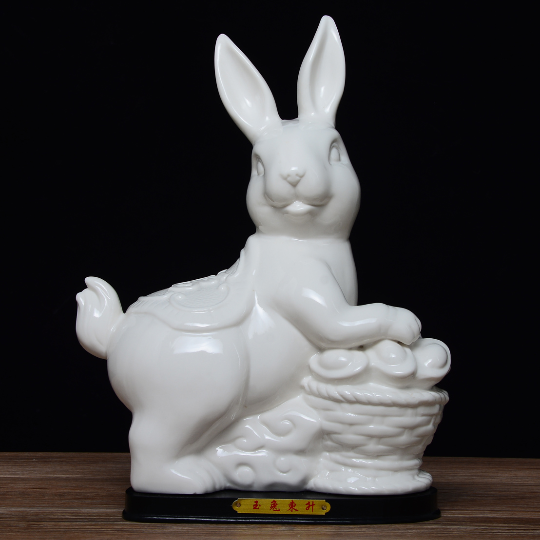 26.35] Ceramic Zodiac Rabbit Articles Porcelain Lovely Rabbit Riches  Fengshui Living Room Home Decoration Crafts White Rabbit from best taobao  agent ,taobao international,international ecommerce newbecca.com