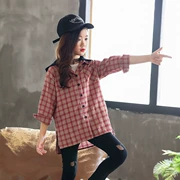 Quần áo bé gái mùa thu 2019 phiên bản Hàn Quốc mới của áo khoác nữ trùm đầu Yangqi kẻ sọc dài áo rộng - Áo sơ mi