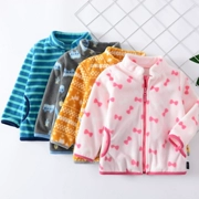 Nhật bản bé fleece áo khoác trẻ sơ sinh con cộng với nhung cardigan lông cừu dây kéo áo mùa xuân và mùa thu trẻ em mặc