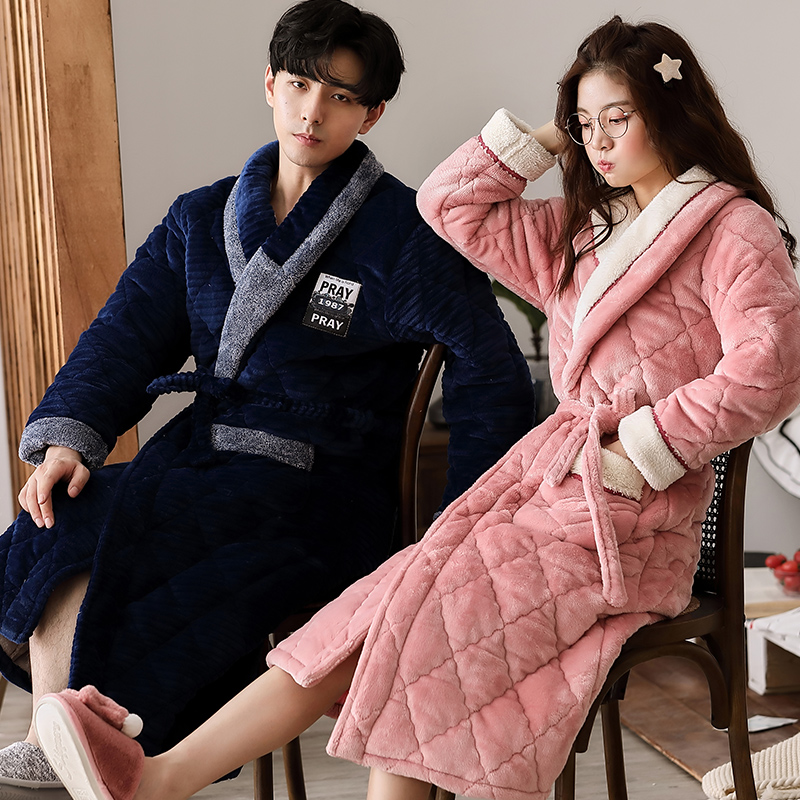 Mùa đông nam và nữ dày ba lớp đồ ngủ flannel chần bông trong bộ đồ ngủ dài cộng với kích thước dịch vụ nhà dài tay - Night Robe