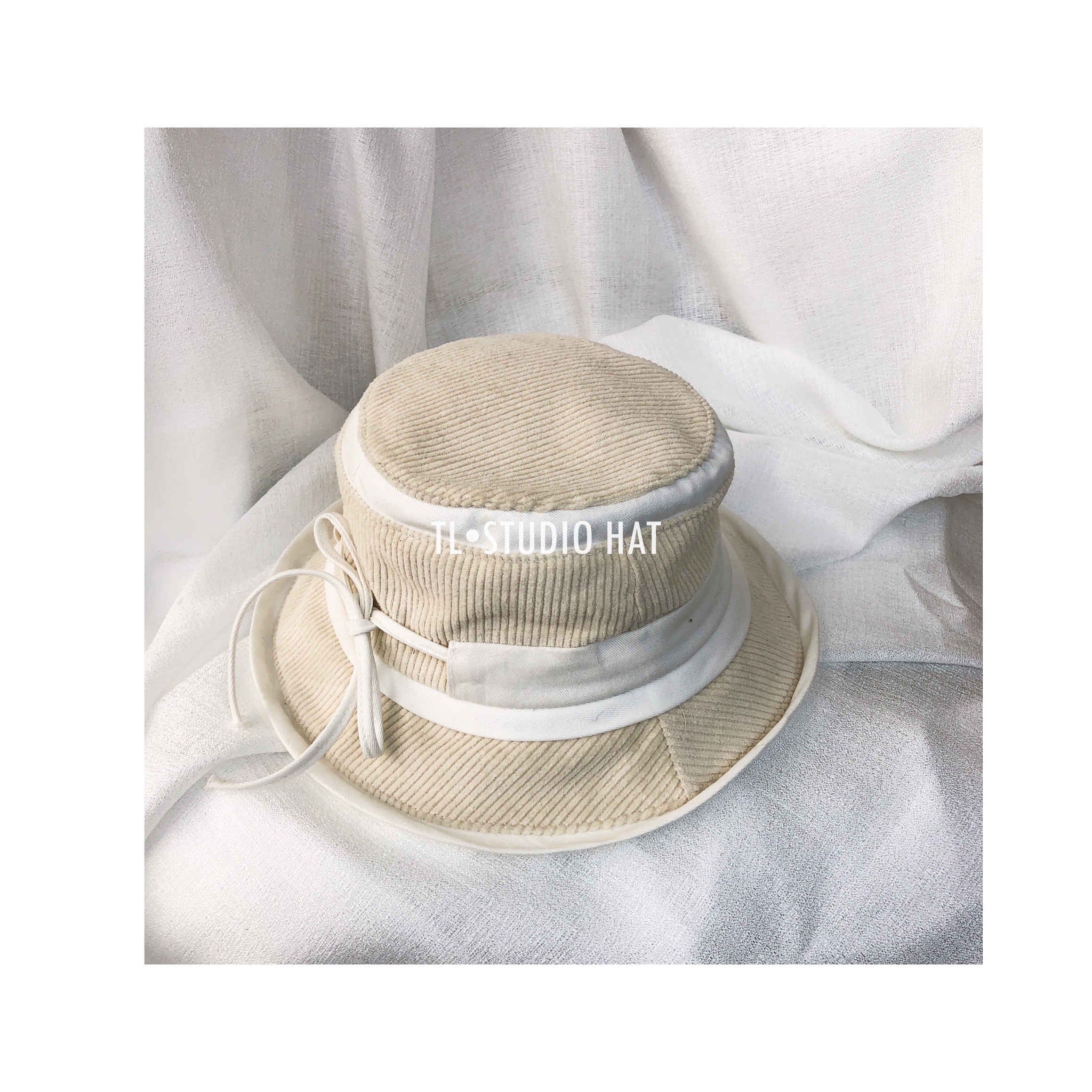 BeigeJACQ letter Color matching Suede Splicing Frenulum letter Fisherman hat Basin cap leisure time Hat 2 colour