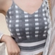 Áo thun nữ cổ chữ V nhỏ đan áo ngực ôm sát eo cao mặc áo crop top mỏng và gợi cảm - Áo vest