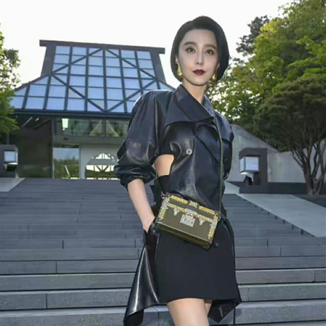 范冰冰同款包小包包女2017潮新款金色时尚个性单肩斜挎走秀盒子包