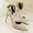 Phiên bản Hàn Quốc của giày cao gót nữ ngọt ngào với giày cao gót nông miệng mũi nhọn bằng lụa satin rỗng với một đôi dép sandal bitis nữ