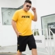 8898801 Желтая одежда Черные брюки