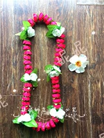 Розовое красное столкновение бежевое кольцо шеи