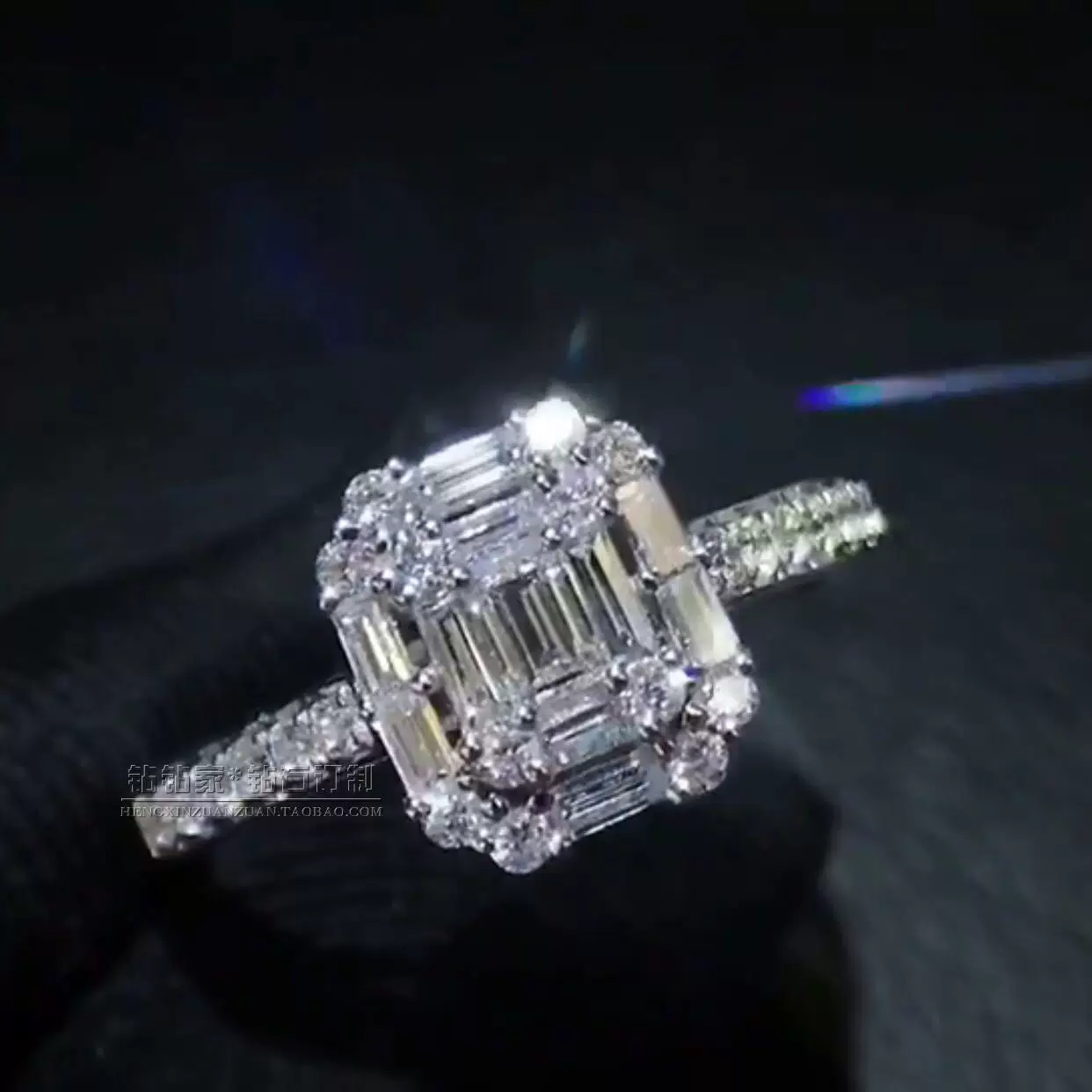 Wedding ring, 750 sample gold, 5 carat