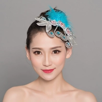 Три перья и небо синий -57