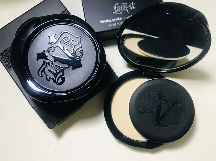 Spot Kat Von D KVD matte makeup oil control cake honey powder cake K được chị em khuyên dùng váy và thay thế - Bột nén