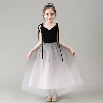 Mùa thu và mùa đông trẻ em váy công chúa váy fluffy sợi piano trang phục cô gái nhỏ quý phái trang phục dạ hội màu đen thanh lịch - Váy trẻ em