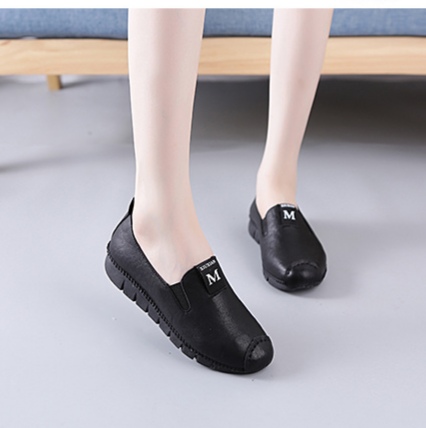 8801 Black2021 Spring and summer Women's Shoes Doug shoes soft sole non-slip pregnant woman Flat bottom Single shoes female comfortable Mom shoes Mountaineering Running shoes