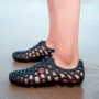 Mùa hè Nam Dép của Nam Giới Trượt Hàn Quốc Xu Hướng Dép Bãi Biển Lỗ Tổ Chim Dép Thoáng Khí Nam Giày Lười sandal da nam