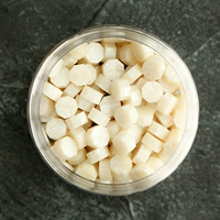 Жемчужно-белый