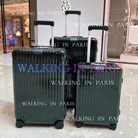 Темно-зеленый