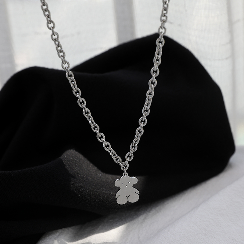 Little Bear Necklace 2269lovely interest Retro Bear Necklace female ins men and women Internet celebrity Hip hop personality Simple and versatile have more cash than can be accounted for sweater chain