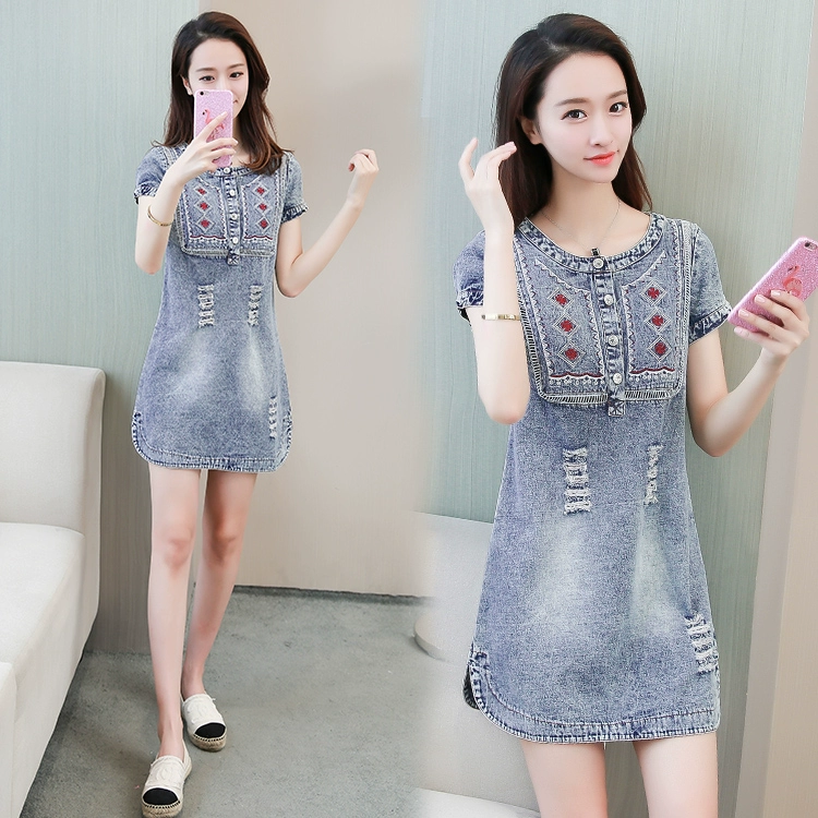 Mùa xuân và mùa hè năm 2021 mới béo MM cỡ lớn thường rộng rãi và mỏng thêu A-line denim phụ nữ - A-Line Váy