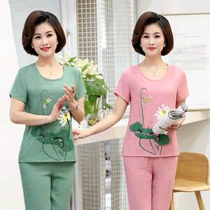 Phụ nữ trung niên 2018 mới của mẹ mùa hè ăn mặc phù hợp với T-Shirt top 40 tuổi 50 tuổi mùa hè t-shirt