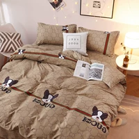 Tide thương hiệu ins gia đình Net bốn con chó cartoon đỏ quilt 1,8 ba mảnh ký túc xá sinh viên ký túc xá giường 1.2m - Bộ đồ giường bốn mảnh chăn ga gối cao cấp nhập khẩu