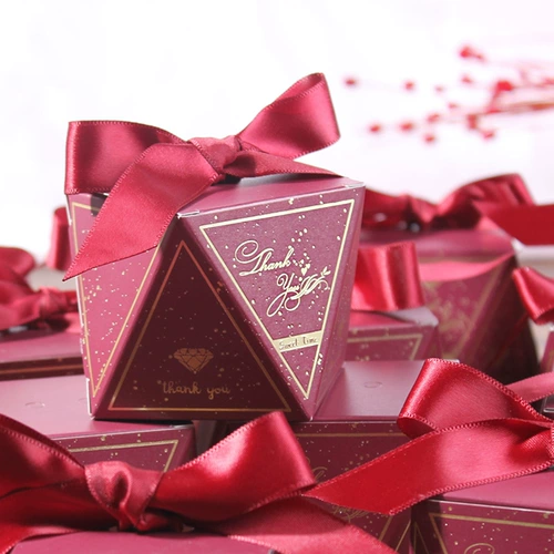 Vini Honey2021 Новая сахарная коробка свадьба Свадьба Творческая конфеты предложить подарочную коробку, положить котенку