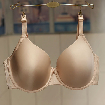 p206 纯色光面全罩杯大码文胸80c80d