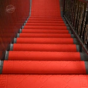Đặc biệt cung cấp tùy chỉnh cầu thang bước đầy đủ cửa hàng non-slip glue-miễn phí tự dính thảm hội trường khách dày đỏ mat