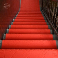 Đặc biệt cung cấp tùy chỉnh cầu thang bước đầy đủ cửa hàng non-slip glue-miễn phí tự dính thảm hội trường khách dày đỏ mat thảm trải sàn