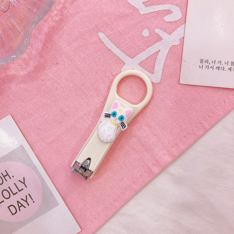 White Cat With White BackgroundCartoon Nail clippers girl student lovely originality baby baby girl Single pack children trumpet Portable nail cutters