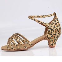 Леопардовый принт штрафный каблук 4 см.