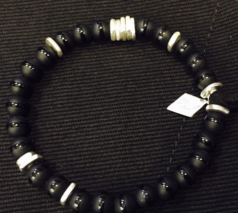 [鐜拌揣 MADNESS/ BRACELET 涓茬彔鎵嬮摼 鎯呬汉鑺傞檺瀹 浣欐枃涔 18]