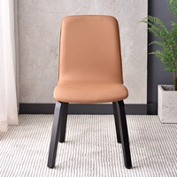 Стул S с черными ножками и оранжевой технической тканью