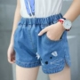 Cô gái quần short denim 2018 trẻ em mới của mùa hè quần mặc thời trang Hàn Quốc cô gái nhỏ quần nóng 8-12 tuổi short jean bé trai