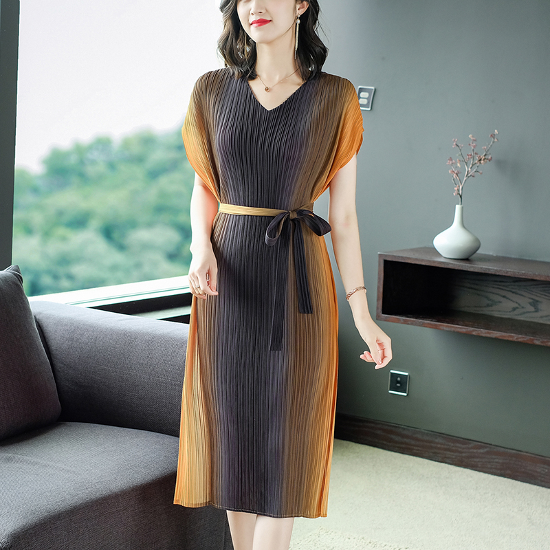YellowSanzhai fold Gradients French Dress female 2021 summer new pattern easy Fat mm Show thin temperament Big size longuette