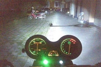 New Prince xe máy GN125 tròn ánh sáng đôi ống kính thiên thần mắt quỷ mắt 5 inch đèn tròn Xenon lắp ráp đèn pha - Đèn HID xe máy 	đèn pha led xe máy 30w	