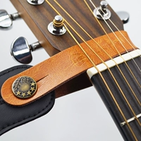 Гитара, подтяжки, защитная застежка, укулеле с партитурой, на пуговицах