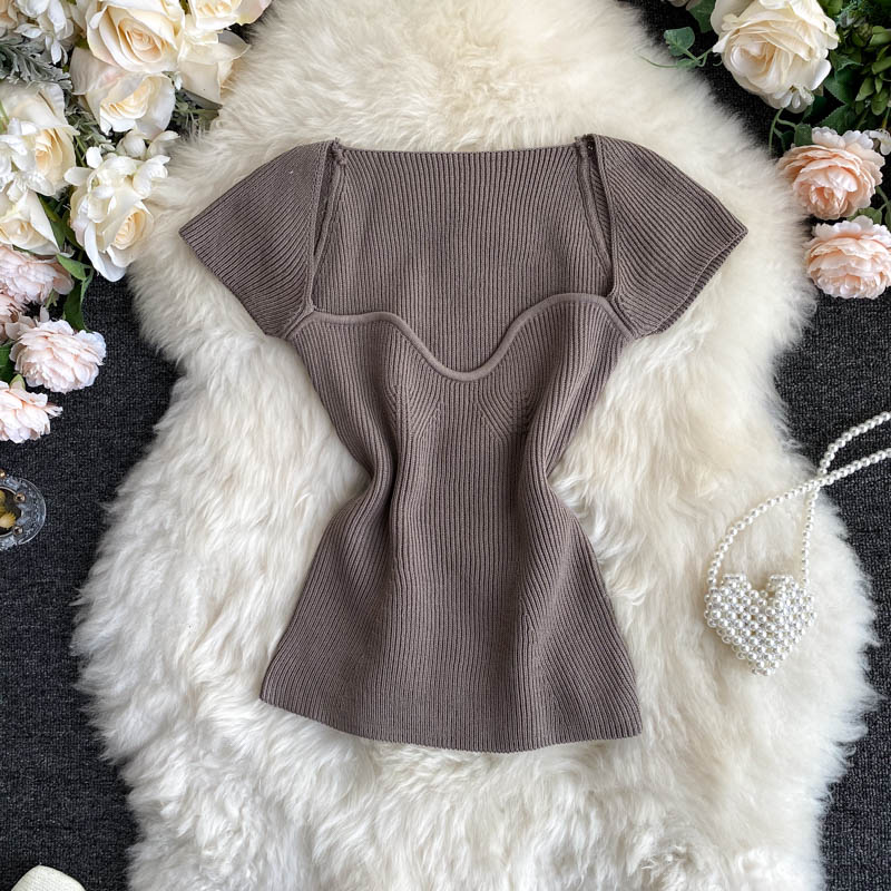BrownOnline red money Basic fund knitting Short sleeve T-shirt goddess sexy Low collar Tight fitting Close your waist Versatile Solid color Condom jacket