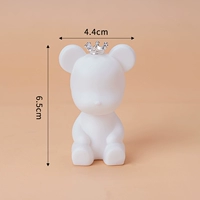 Белая пластиковая корона насильственное медведь белый