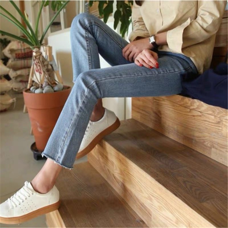 Light blue cigarette tube straight-leg jeans for women's summer 2022, thin new style, high-waisted pants for short women