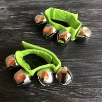 Зеленый запястье две установки